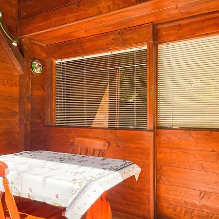 Le Sorgenti - 12 Camping *